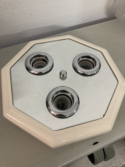Candeiro tecto WC