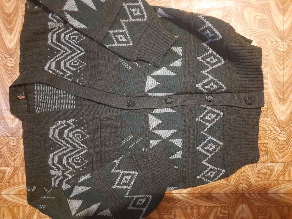 Мужские свитера,рубашки.