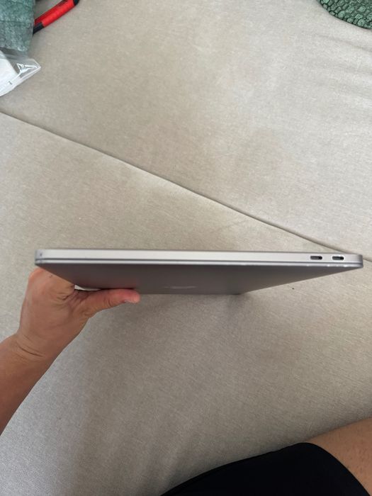 MacBook Pro 13 (2017)