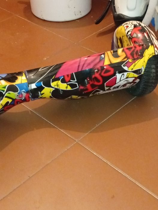 Hoverboard sem carregador precisa baterias novas