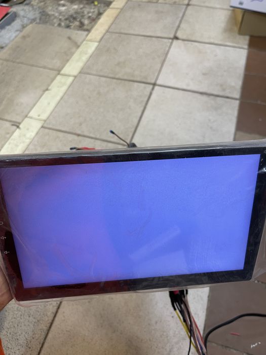 автомагнітола android 9 / 10 дюймів  ДЕФЕКТ!  новий  не монтувався