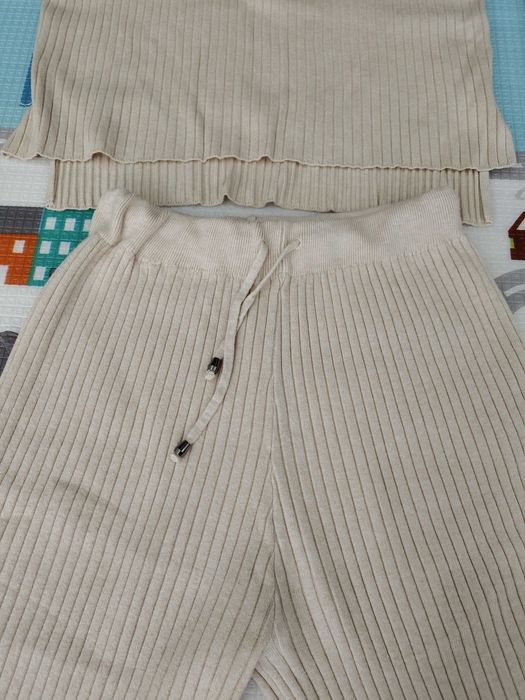 Zestaw damski prążkowy