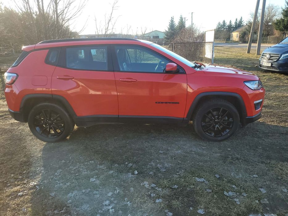Jeep coompas 1.3 bezyna