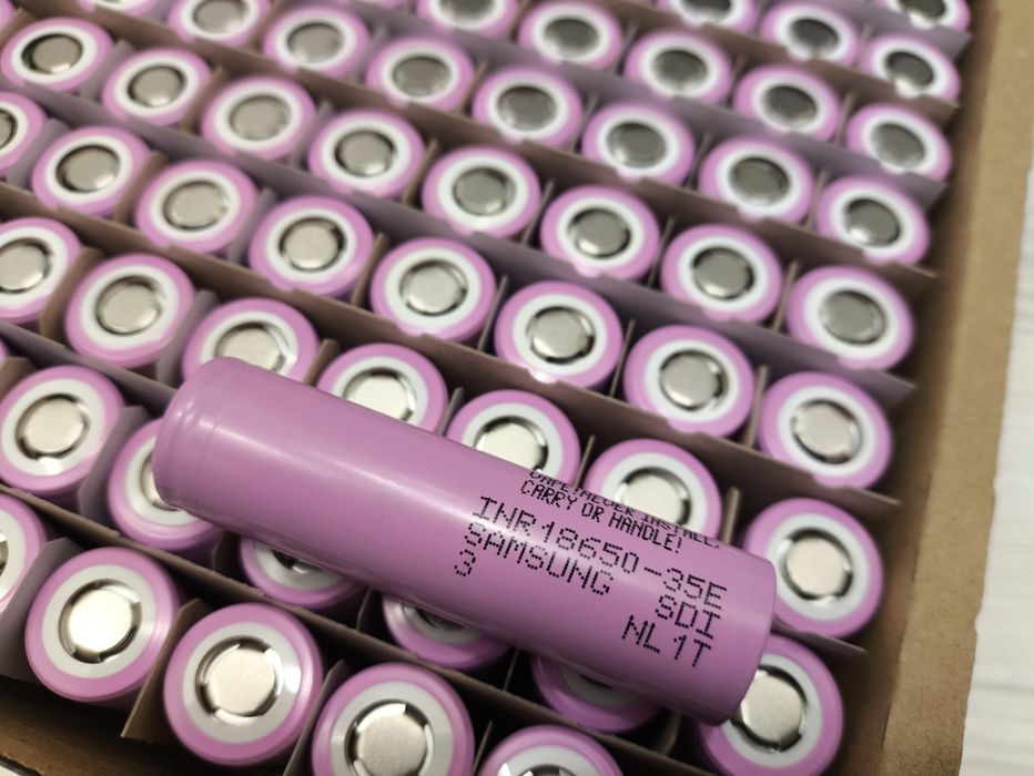 Акумулятори нові 18650 Samsung 35E  3500mAh