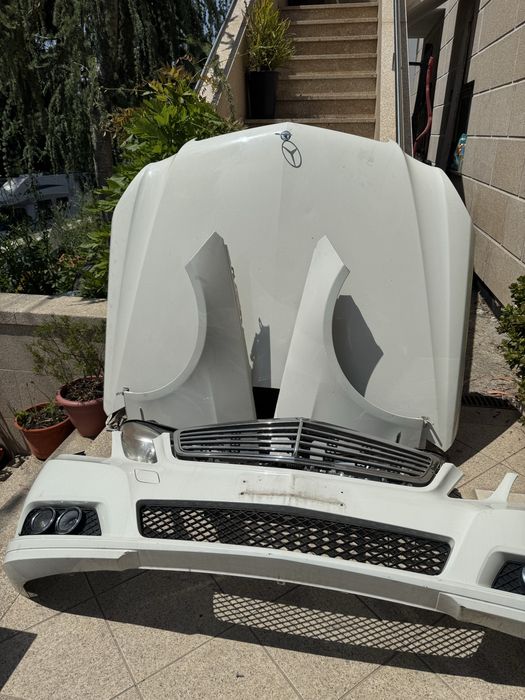 Frente completa Mercedes W212
