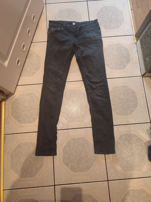 Spodnie biodrówki rurki czarne