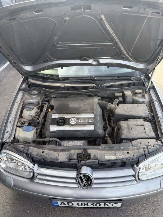 Продам Volkswagen Golf IV 1.6