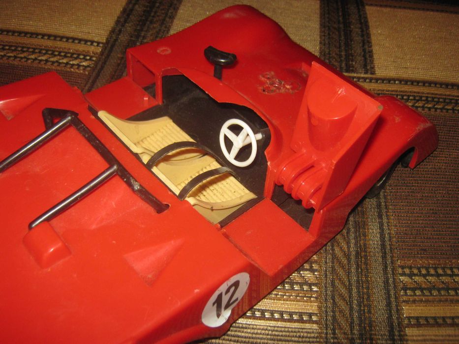 Ferrari,1:12,пластик.Под ремонт