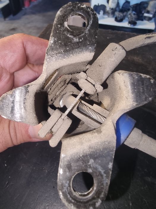 Suporte pneu suplente Peugeot 307/308 Station