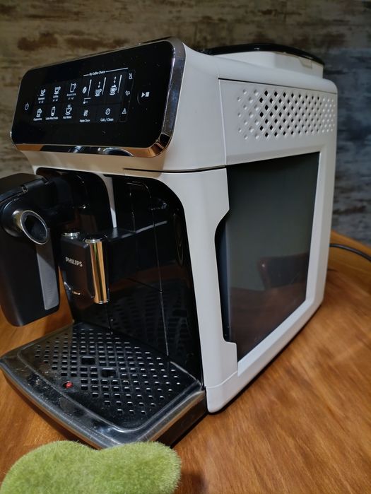 Продам кавомашину Phillips lattego EP3243