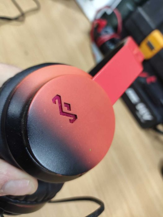 Навушники Marley червоні