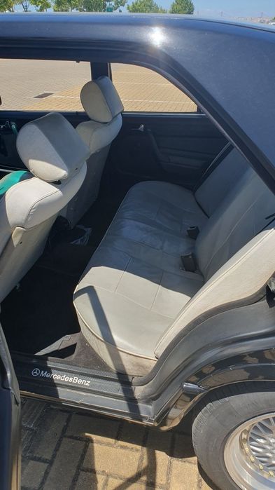 Bom dia vendo 190D 2.0 o carro e de 93