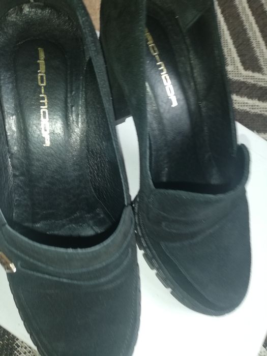Półbuty damskie, skórzane, firma PRO-MODA roz 38 Jordanowo • OLX.pl
