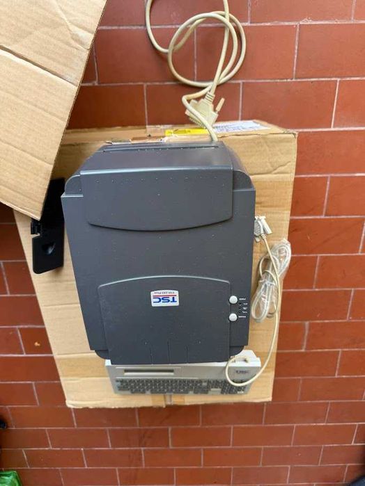 Impressora TSC TTP-243 Plus Profissional