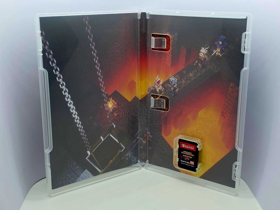 Minecraft Dungeons Hero Edition - Nintendo Switch