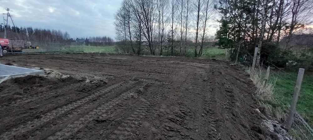 Prace ziemne usługi minikoparką koparka kopanie wiertnica świder