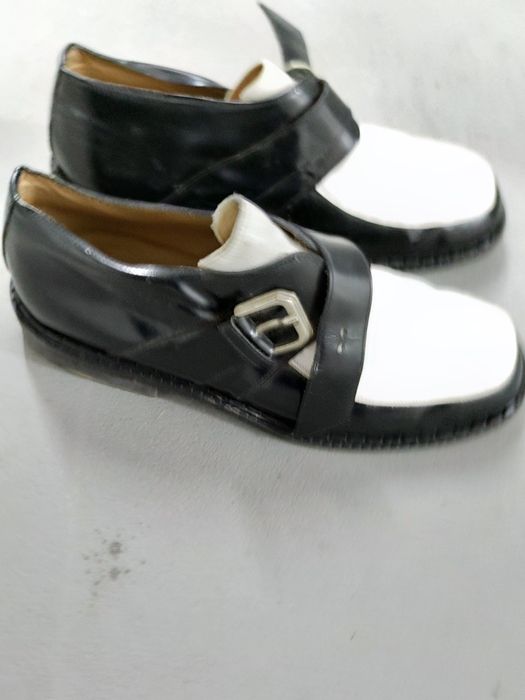 Stylowe buty, kontakt tylko telefoniczny.