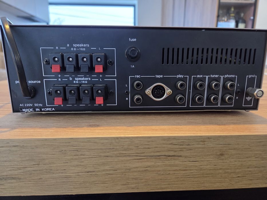 Audiometric 8700B – wzmacniacz stereo vintage | Made in Korea | kom
