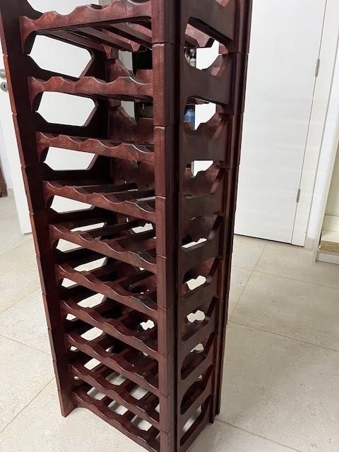 Conjunto de estantes para vinhos "DOMPLEX".