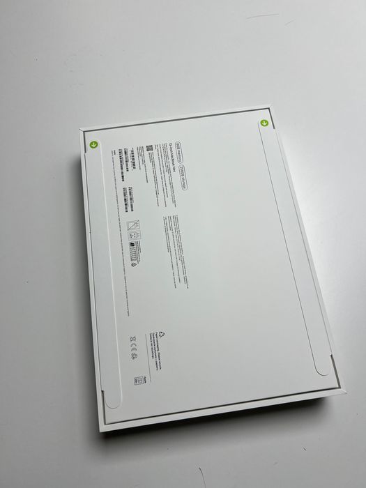 MacBook Neo 13 plomby