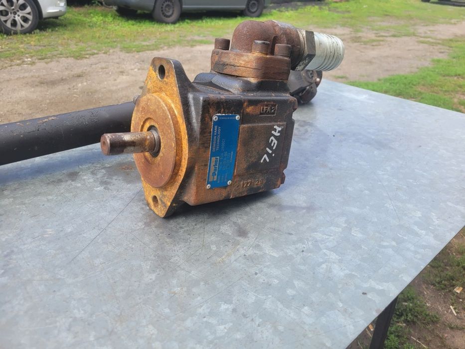 pompa hydrauliczna łopatkowa wałek parker T6CMB282R00C1 PRAWA