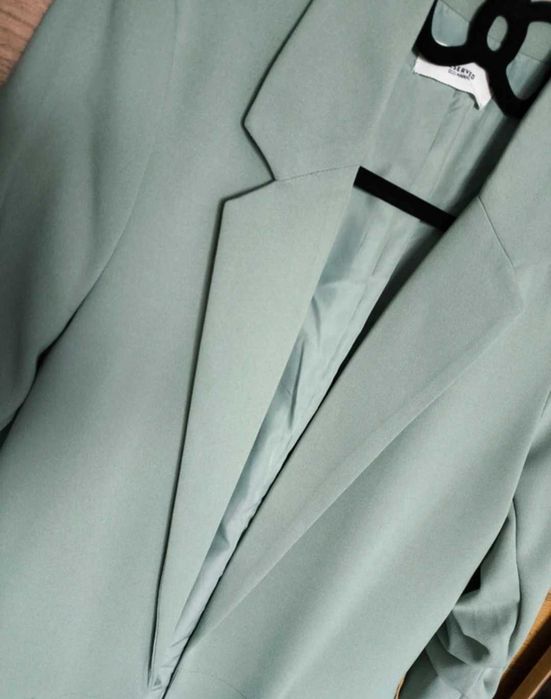 Reserved zielona szałwiowa marynarka damska żakiet