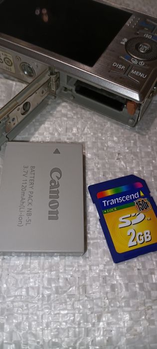 Фотоапарат Canon Digital IXUS 90 IS, працює.
