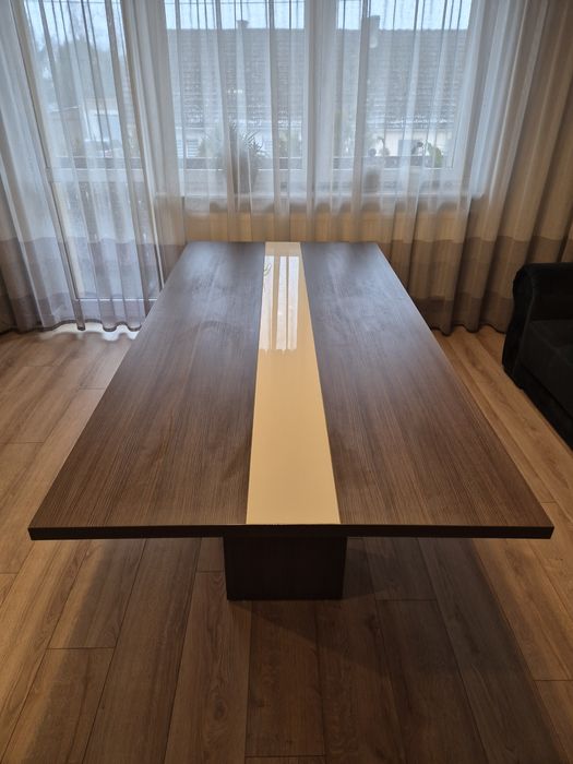 Duży Stół do salonu na dwóch nogach