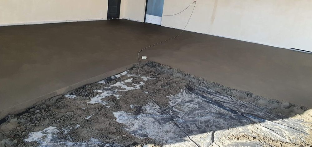 Posadzki anhydrytowe, jastrychowe, chudy beton