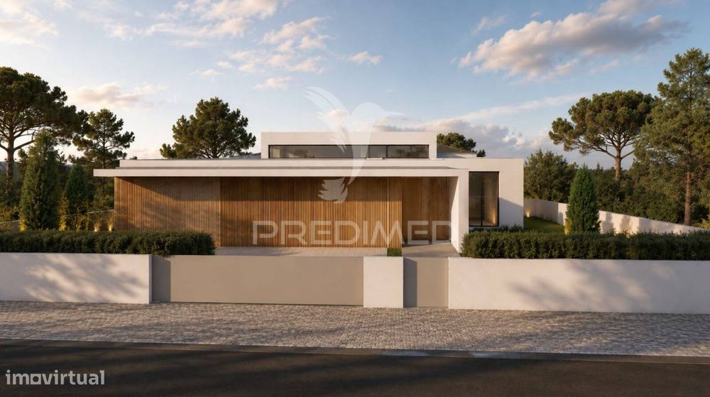 Terreno de 3.310 m² com Projeto Aprovado para Moradia Moderna com P...