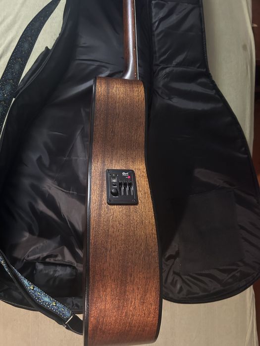 Електроакустична гітара Cort AF510E OP