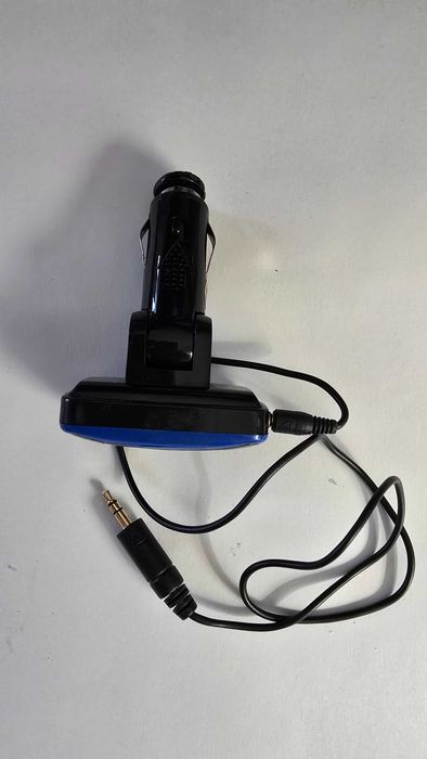 • Transmissor Auto Zipy com Leitor de Cartão e USB