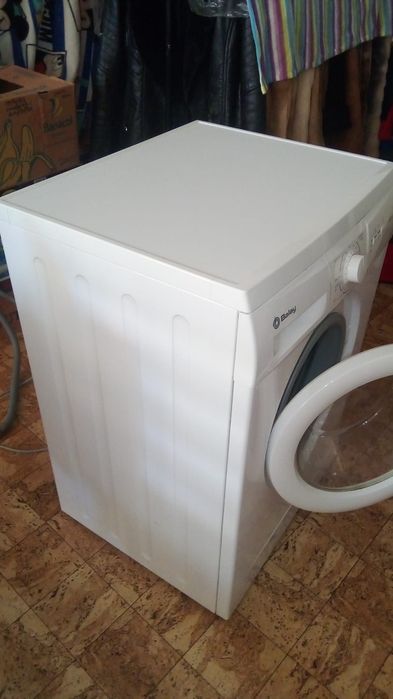 Máquina lavar roupa Balay seminova