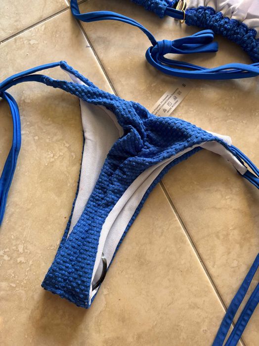 Conjunto de biquini novo