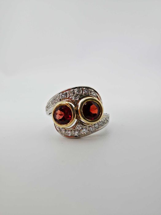 Złoty pierścionek 585 – 2 cytryny Madeira 2x 5mm – 20 diamentów 0,45 ct – 6,22 g
