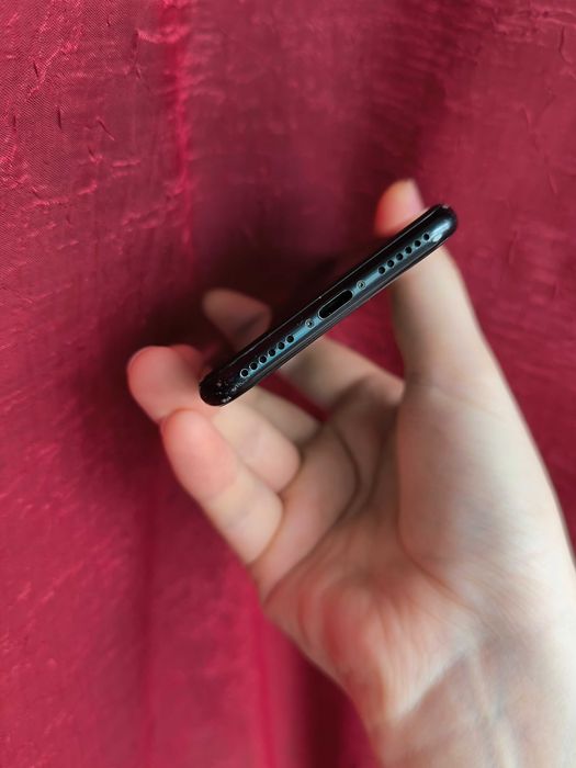 Apple iPhone 8 64 Гб Black