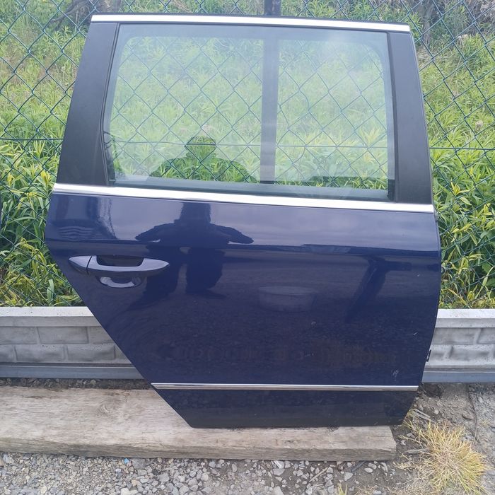 Drzwi prawy tył Passat b6 la5e kombi