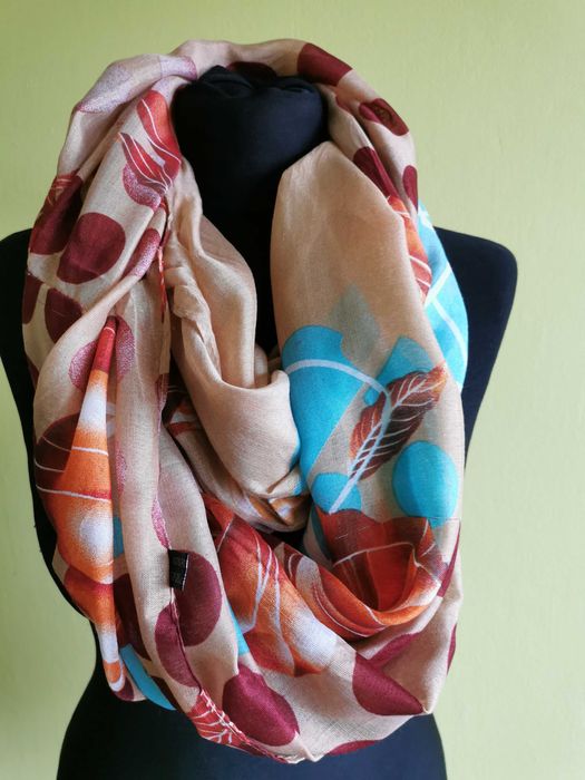 Kolorowa wiosenna apaszka, chusta na szyję
