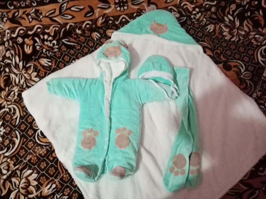 Дитячий теплий комплект