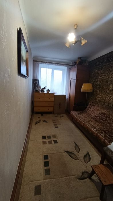 Продам 2-кімнатну квартиру в самому центрі Фастова