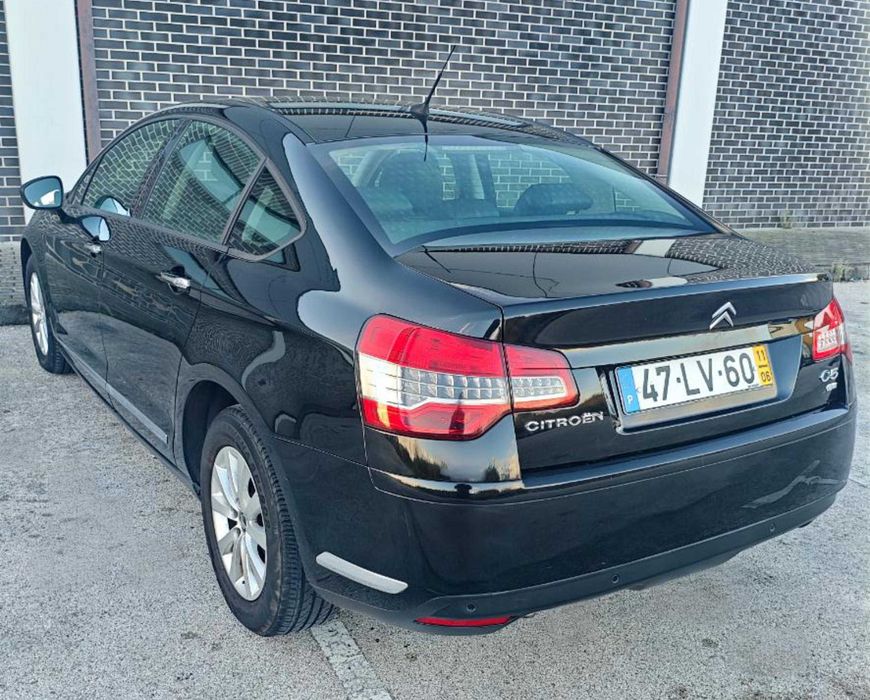 Citroën C5 1.6 HDi 112cv Automático • Pele • 148.000km