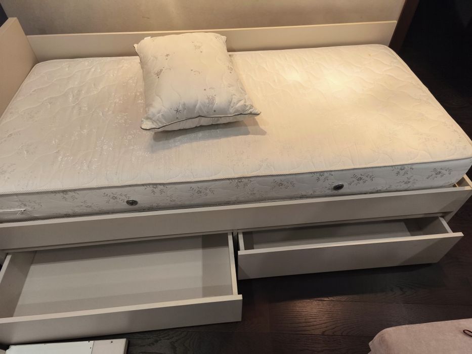 Дитяче ліжко полуторка