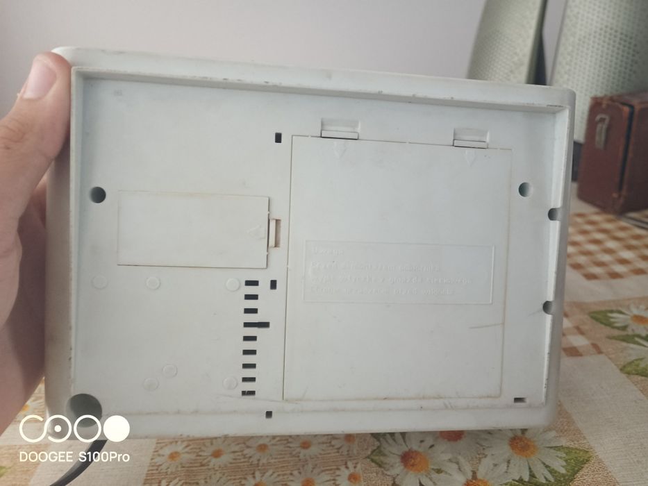 UNITRA pionier re105 radio budzik