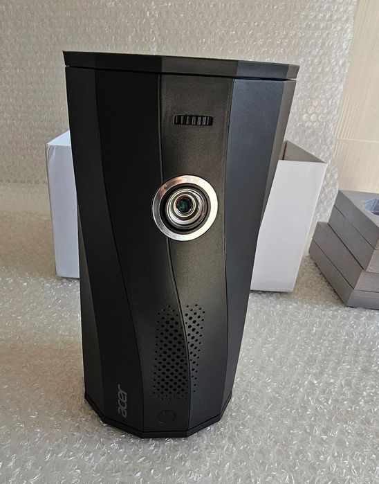 Projetor Portátil Acer C250i LED Full HD Wireless / Portable Projector