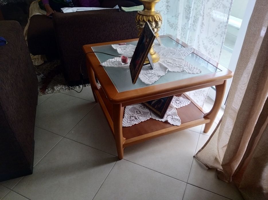 Móvel de sala para candeeiro