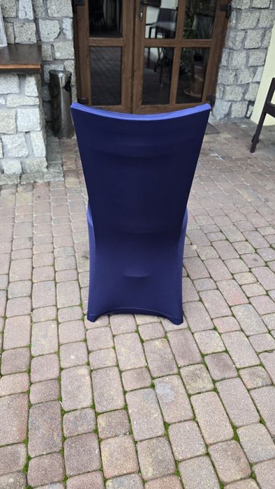 Krzesła bankietowe wraz z pokrowcami