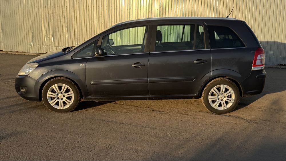 Opel Zafira 1.7 tdi 7 місць 2011р
