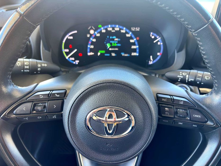 Toyota Yaris Cross 1.5 HDF Square Collection NACIONAL