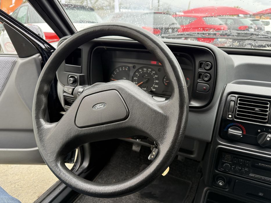 Ford Escort 1.4 Ghia - 1989