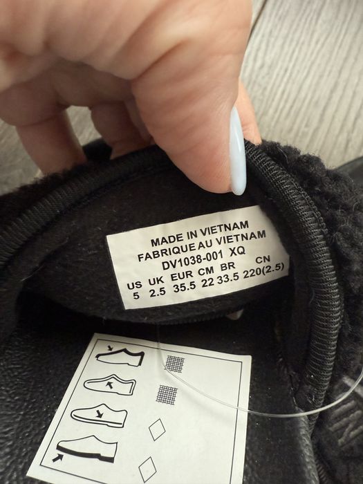 Шльопанці Nike оригінал 35